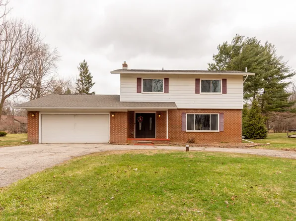 11021 Culver Rd, Brighton, MI 48114