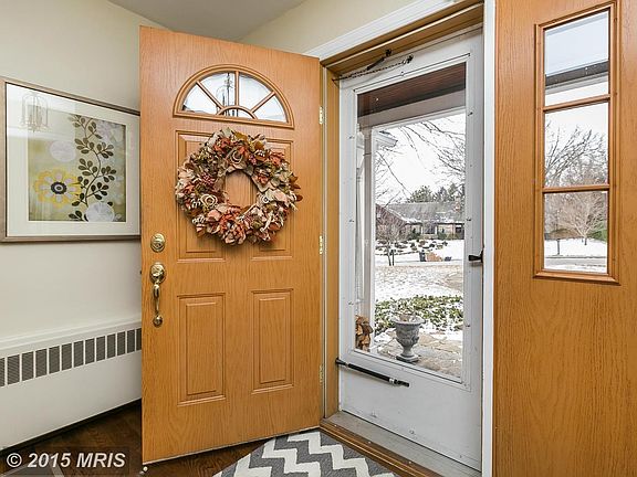 Large Foyer with Closet