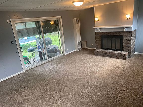 4th image of 4214 Clark Dr