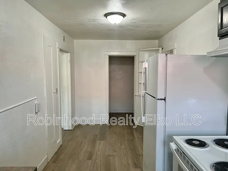 641 Cedar St — Photo 10