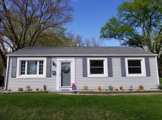 113 Berry Rd, Marquette Heights, IL 61554