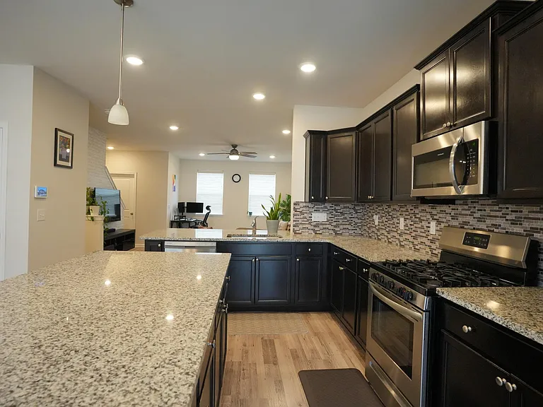 5 Verona Ln #5 — Photo 7