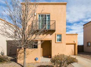 69 Carson Valley Way, Santa Fe, NM 87508