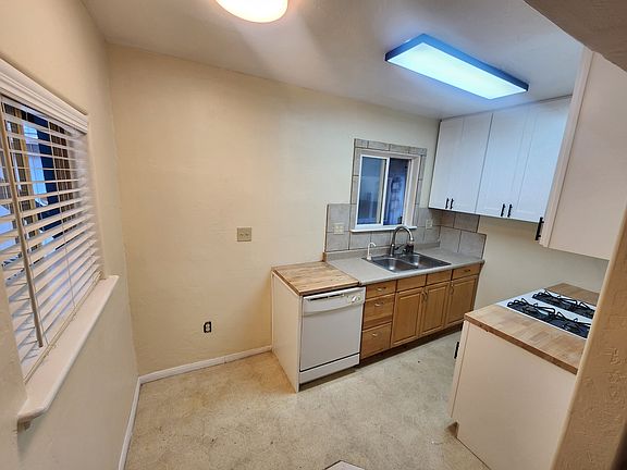 4th image of 4243 41st St
