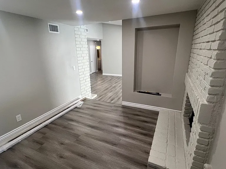 2800 Regina Ave — Photo 20