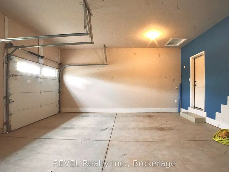 7135 Optimist Ln — Photo 39