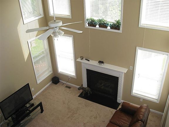 5th image of 132 Bradshaw Park Dr