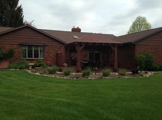 2310 Brookview Dr, Warsaw, IN 46580
