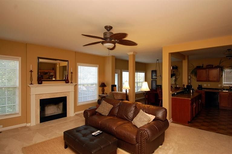 1st image of 624 Skyview Ln