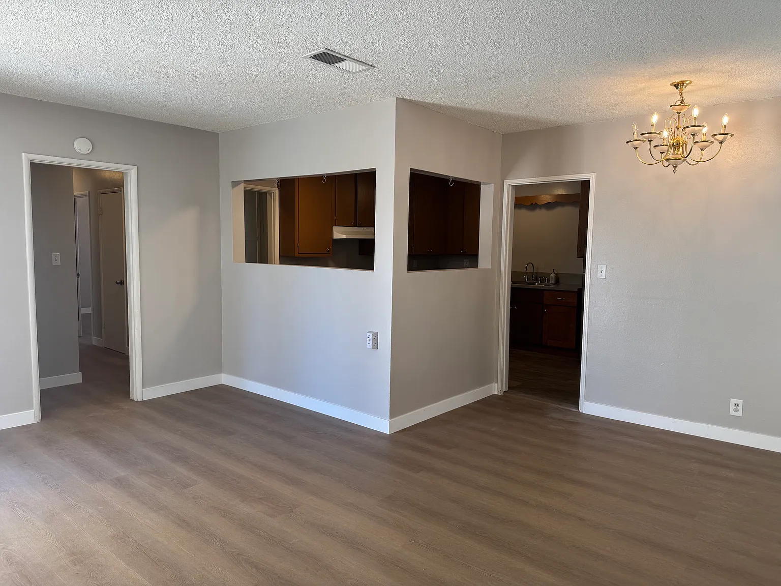 3 bed, 1.5 bath, 1330 sqft, $2,800 — Photo 4