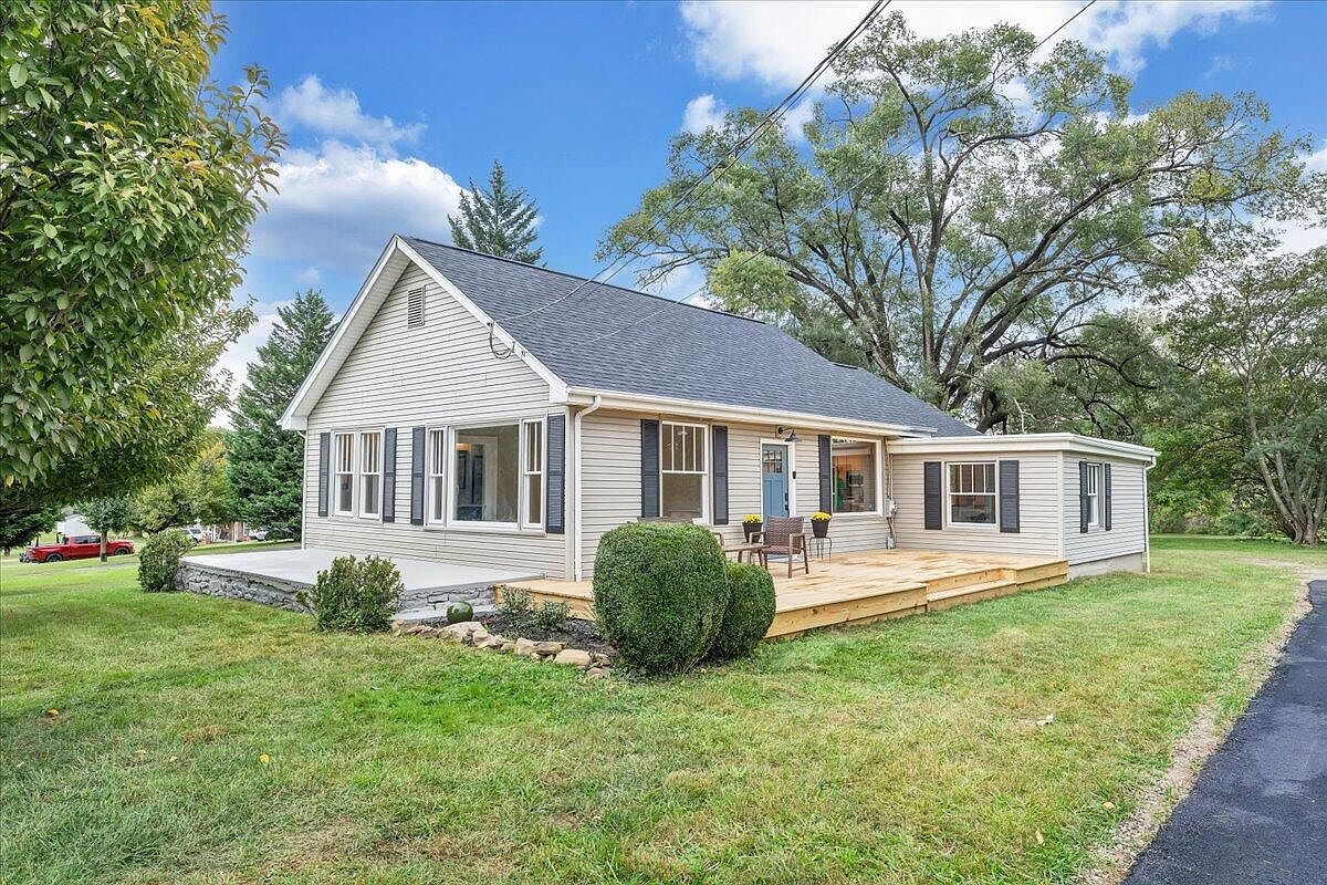 860 Texas Hollow Rd, Salem, VA 24153 MLS 911774 Zillow