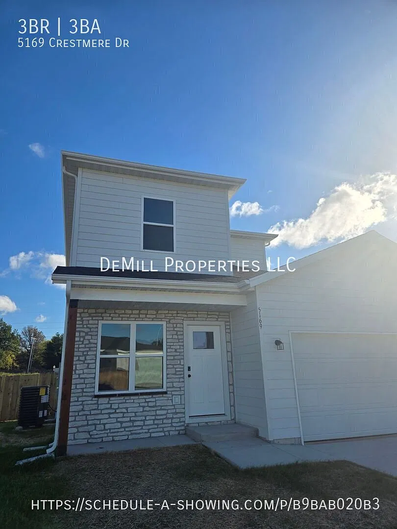 Modern Living in West Springfield 5169 W Crestmere Dr! — Photo 2