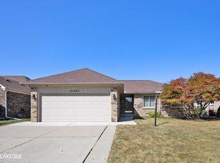 21853 E Sunset Dr, Macomb, MI 48044