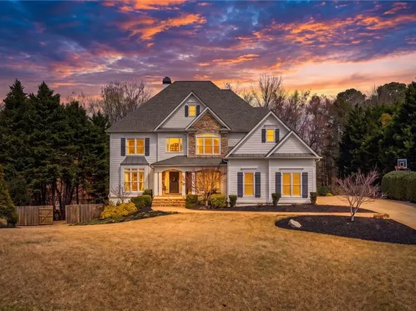 7585 Yacht Club Dr, Cumming, GA 30041