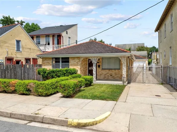 727 Touro St, New Orleans, LA 70116