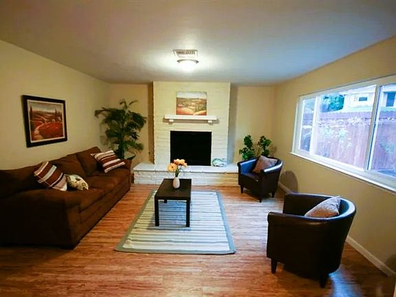2nd image of 4520 Lobos Ave