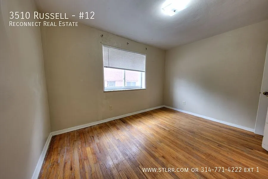 3510 Russell Blvd — Photo 2