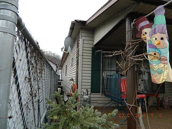 3rd image of 1503 W 4th Ave