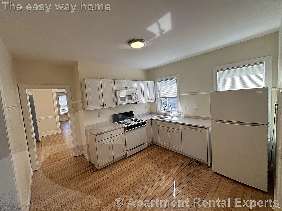64 Wareham St #2