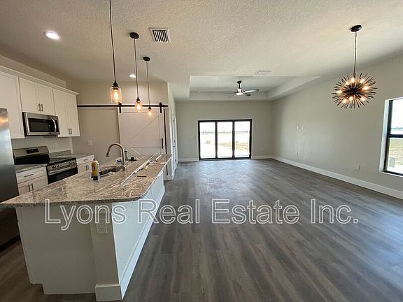 4th image of 44 Yellowhammer Dr