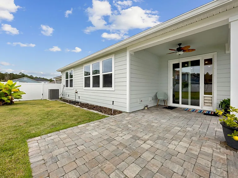 368 Muhly Grass St — Photo 35