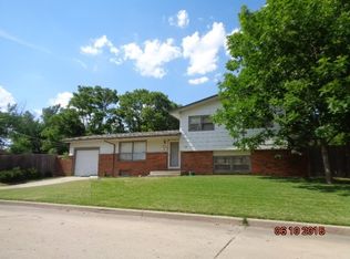6422 E Funston St, Wichita, KS 67207