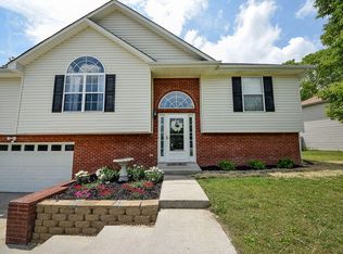 10142 Fielding Rd, Ooltewah, TN 37363