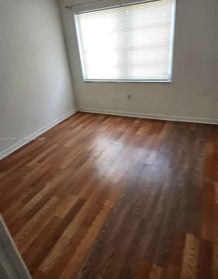 Heritage Square Condo — Photo 1