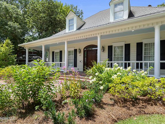 3rd image of 123 Sawbridge Dr