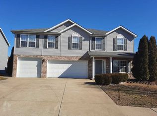 19139 Southampton Dr, Evansville, IN 47725