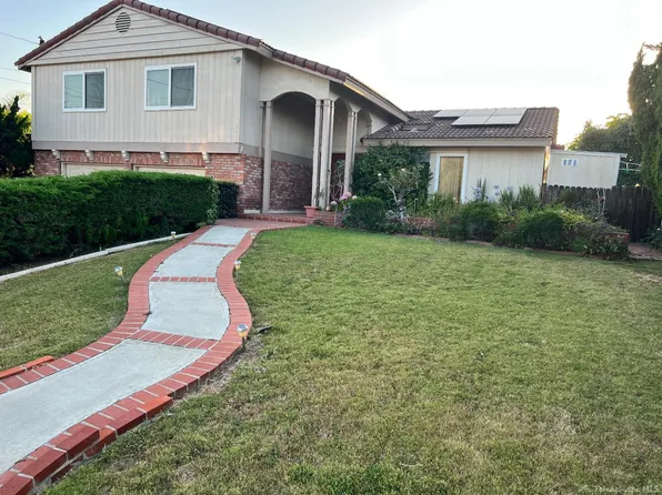 6310 Lake Lomond Dr, San Diego, CA 92119