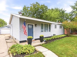 1414 Clay St, Midland, MI 48642