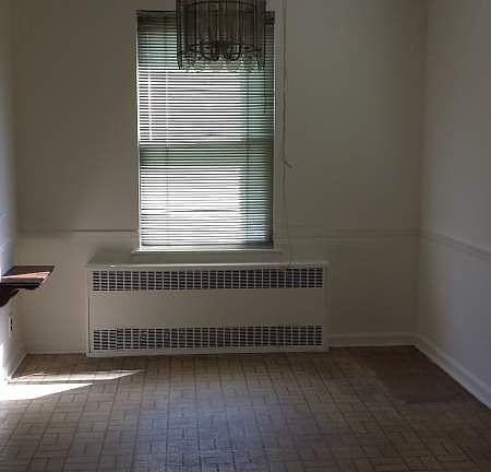 3rd image of 1428 Stadium Ave