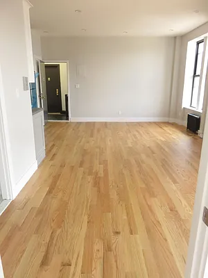 Rented by Space Real Estate | media 43