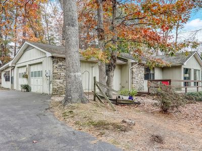 163 Atwood Dr, Hendersonville, NC, 28792