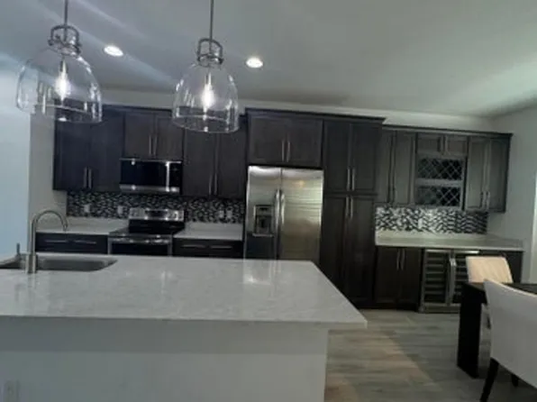 615 Windward Cir N, Boynton Beach, FL 33435