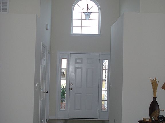 WELCOMING FOYER