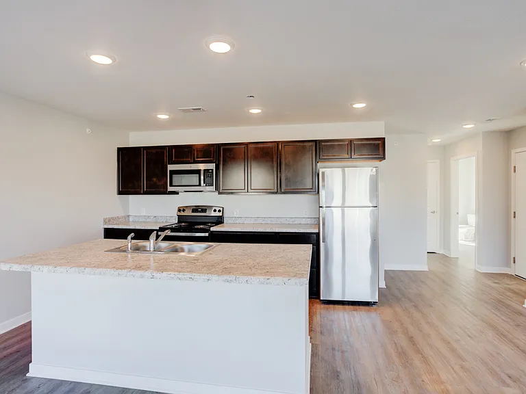 Cypress Point Apartments — Photo 27