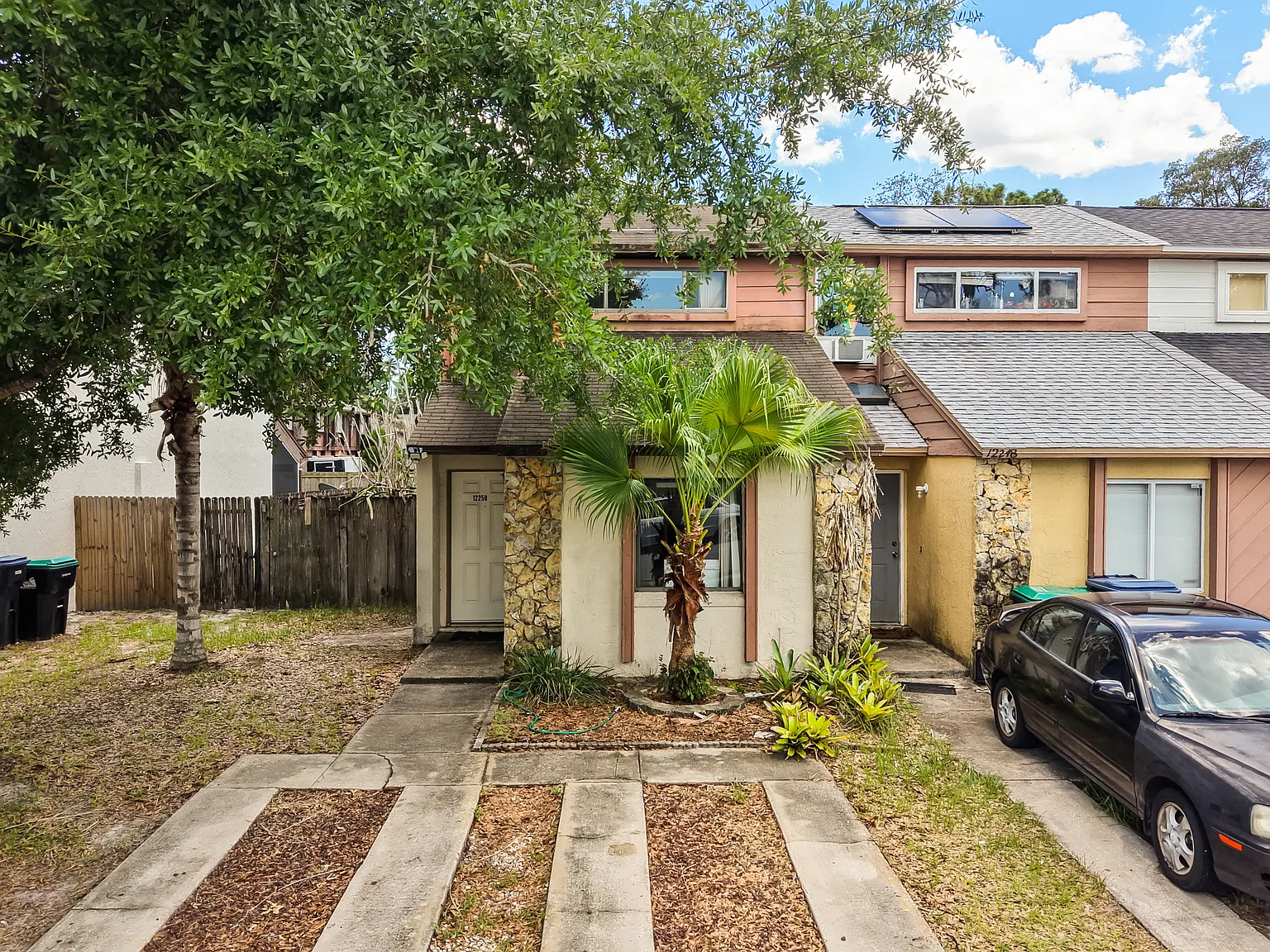 2 bed, 1018 sqft, $1,650 — Photo 1