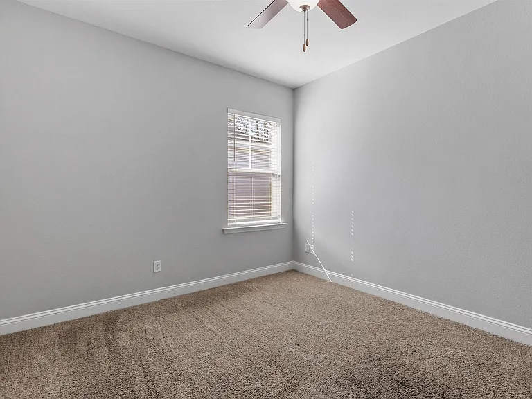 8756 Glenoak Trl — Photo 23