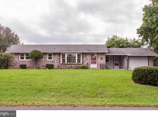 1603 Lloyd Ln, Pennsburg, PA 18073