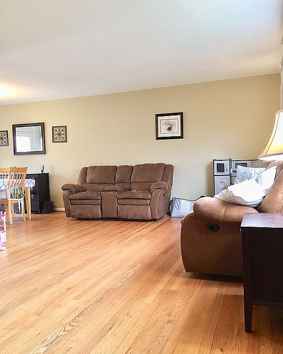 2nd image of 7022 Sierra Dr