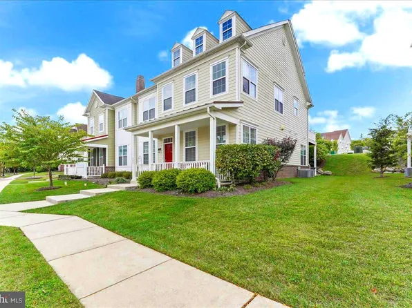 203 Pound Ln, Malvern, PA 19355