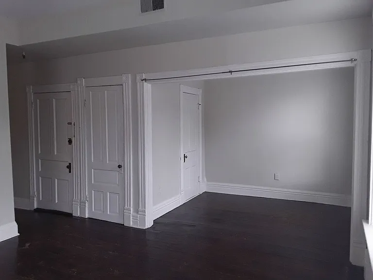 1438 S 2nd St — Photo 5
