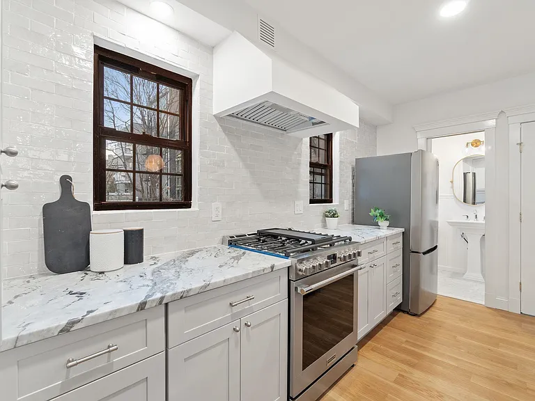 82 Colgate St #3 — Photo 13