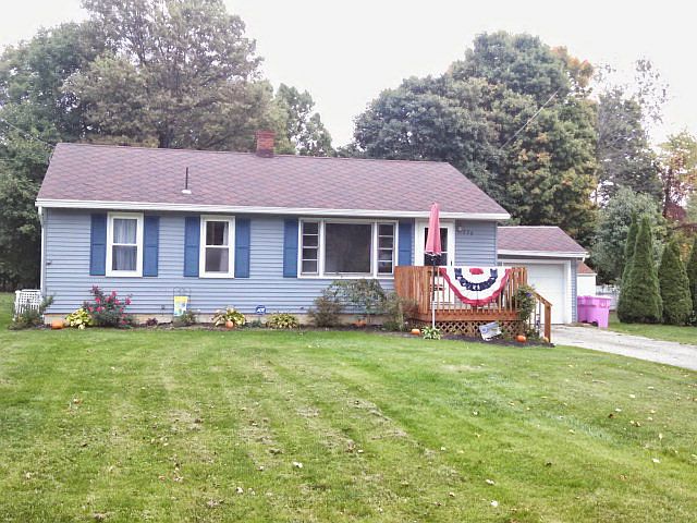 1st image of 326 Esley Ln