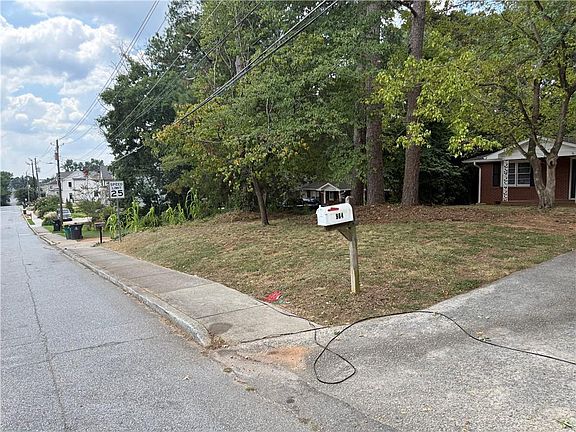 4th image of 964 Myrtle St