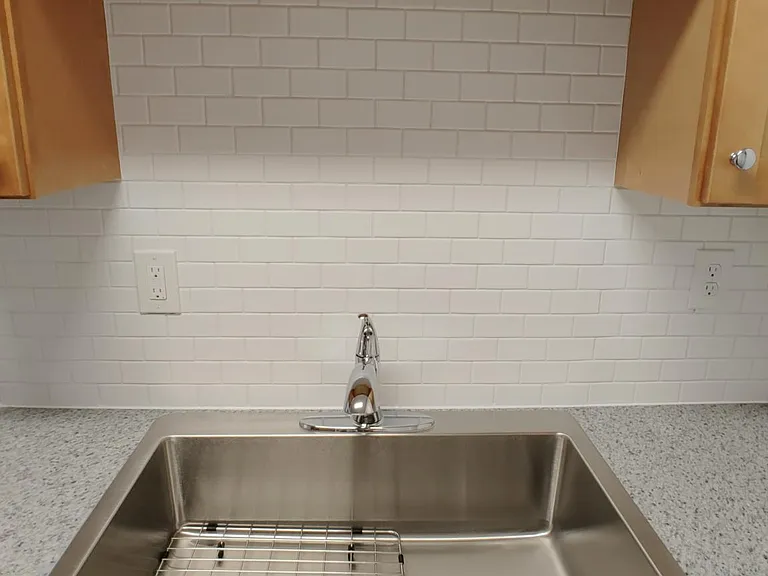 176 S Goodman St #4 — Photo 1