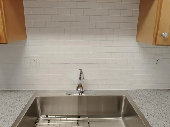 176 S Goodman St APT 4, Rochester, NY 14607