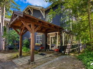 38 Highland Pl, Lake Placid, NY 12946